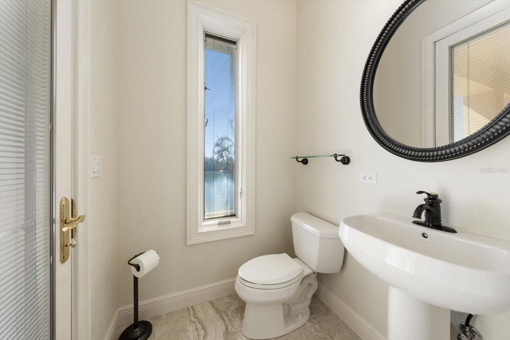 Image 19 of property listing at 903 HARBOR DRIVE, Belleair Beach, FL 33786