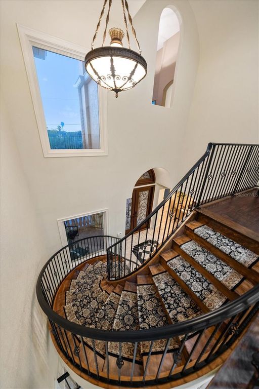 Image 63 of property listing at 903 HARBOR DRIVE, Belleair Beach, FL 33786