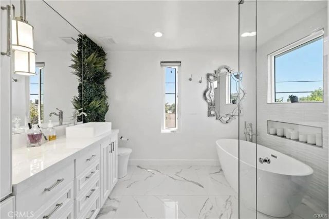 23404 Walnut, Torrance, CA 90501