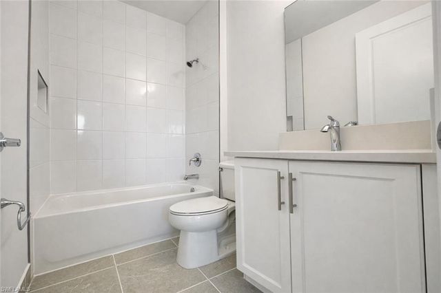 12770 Woodbury DR, Estero, FL 33928