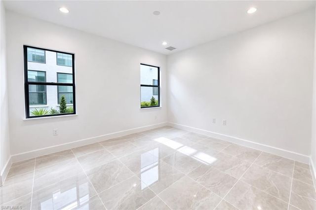 12770 Woodbury DR, Estero, FL 33928