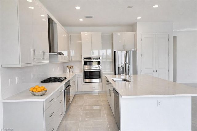 12770 Woodbury DR, Estero, FL 33928