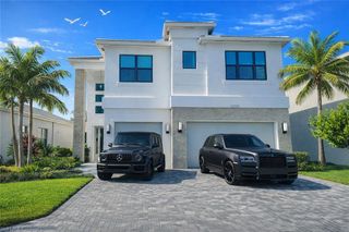 12770 Woodbury DR, Estero, FL 33928