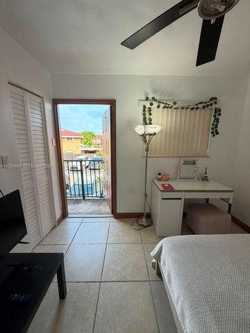 541 NW 82nd Court 375, Miami, FL 33126
