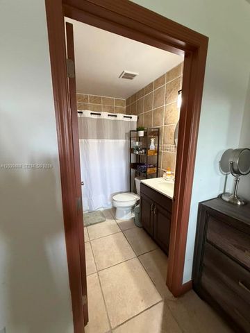 541 NW 82nd Court 375, Miami, FL 33126