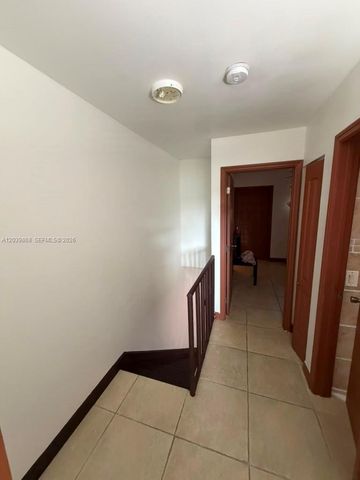 541 NW 82nd Court 375, Miami, FL 33126