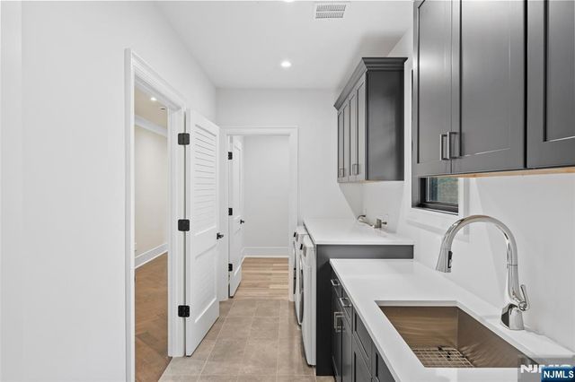 330 Hartshorn Drive, Millburn, NJ 07078