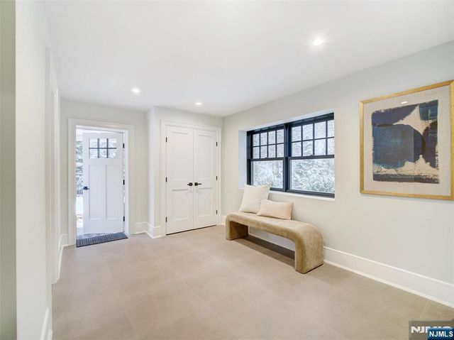 330 Hartshorn Drive, Millburn, NJ 07078