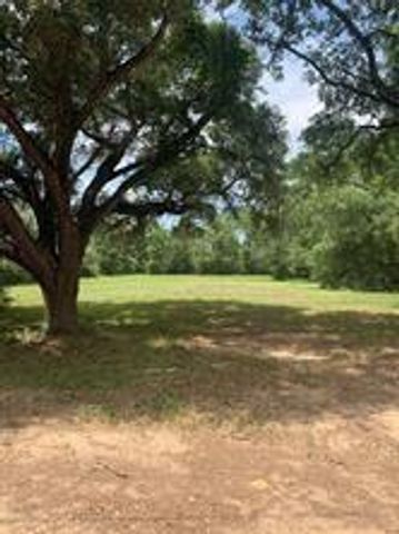 11792 Farrell Road, Willis, TX 77378