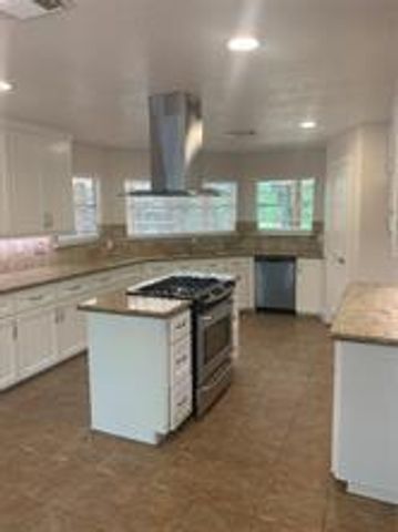 11792 Farrell Road, Willis, TX 77378