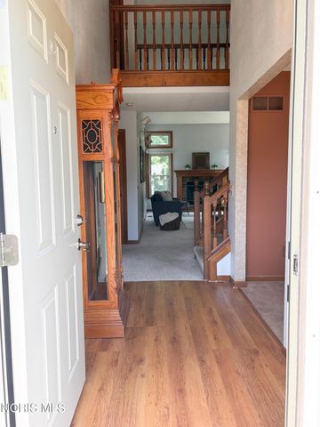 1945 Oxleigh Circle, Holland, OH 43528