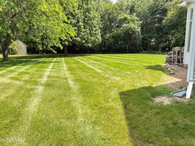 1945 Oxleigh Circle, Holland, OH 43528