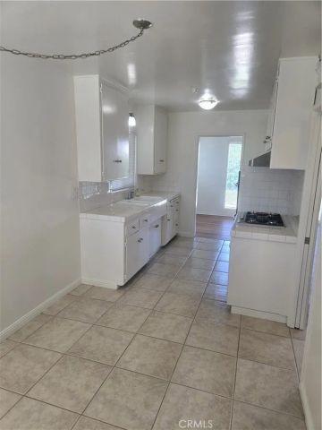 5769 E Oakbrook, Long Beach, CA 90815