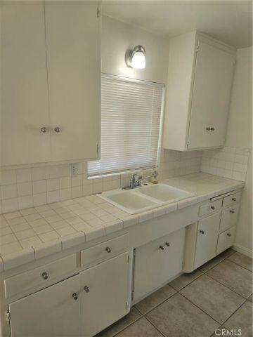 5769 E Oakbrook, Long Beach, CA 90815