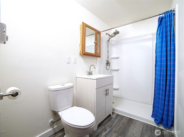 835 SW 306th Street, Federal Way, WA 98023