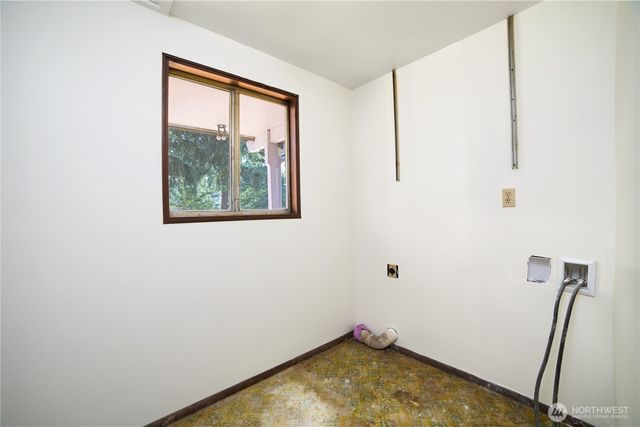 835 SW 306th Street, Federal Way, WA 98023