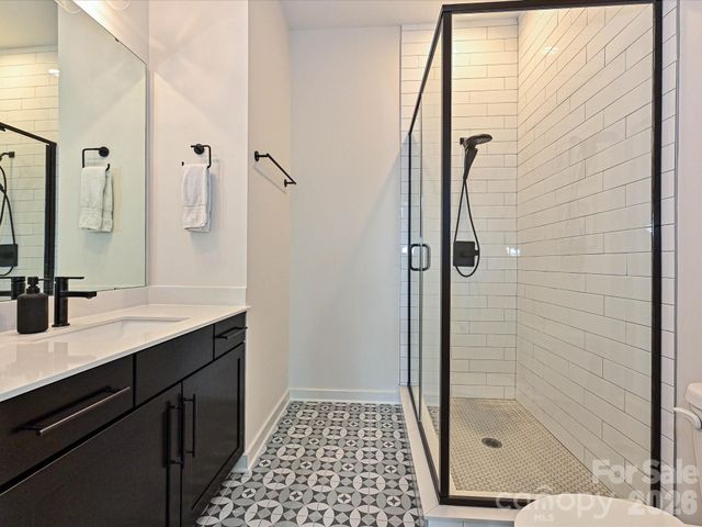 432 E 33rd Street, Charlotte, NC 28205