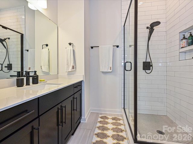 432 E 33rd Street, Charlotte, NC 28205