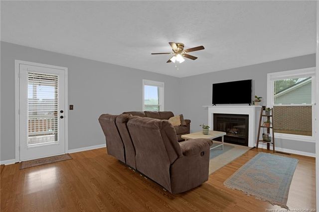 1928 Daphne Circle, Fayetteville, NC 28304
