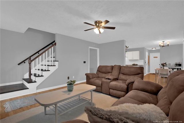 1928 Daphne Circle, Fayetteville, NC 28304