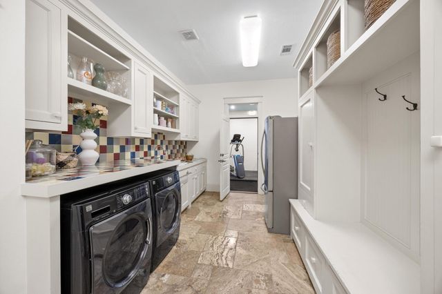 315 Rancho Bueno DR, Georgetown, TX 78628