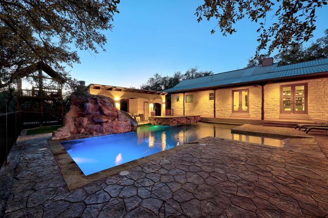 315 Rancho Bueno DR, Georgetown, TX 78628