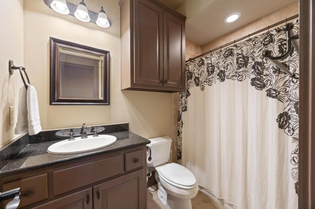 315 Rancho Bueno DR, Georgetown, TX 78628