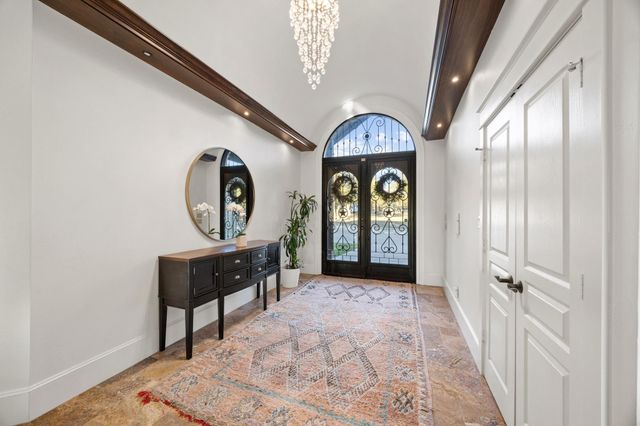 315 Rancho Bueno DR, Georgetown, TX 78628