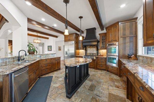 315 Rancho Bueno DR, Georgetown, TX 78628