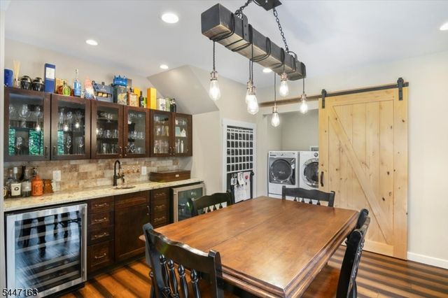 100 Mountain Ave, North Caldwell Boro, NJ 07006