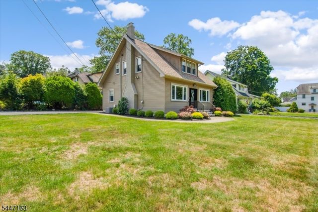 100 Mountain Ave, North Caldwell Boro, NJ 07006
