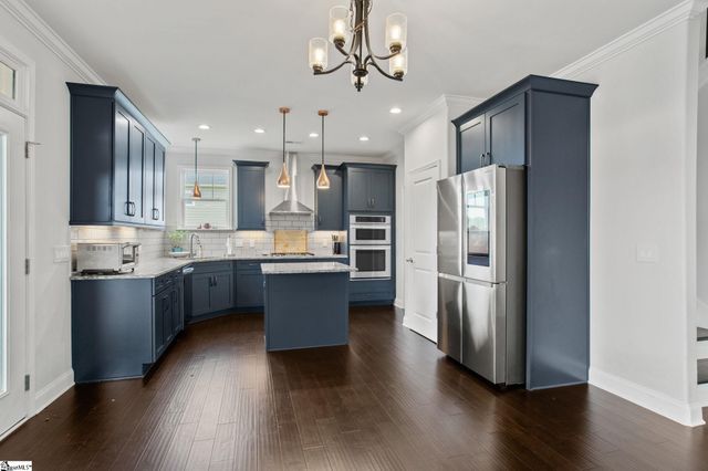 222 Montview Circle, Greenville, SC 29617