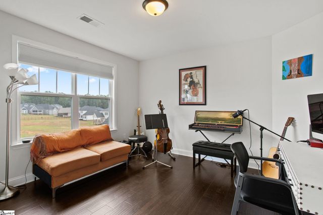 222 Montview Circle, Greenville, SC 29617