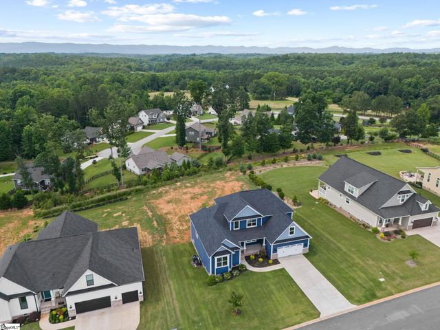 222 Montview Circle, Greenville, SC 29617