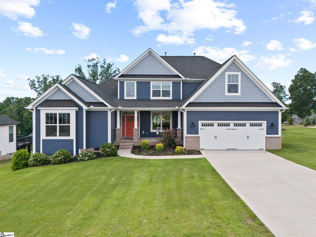 222 Montview Circle, Greenville, SC 29617