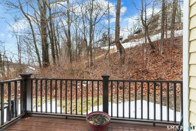 55 Mill Plain Road 19-3, Danbury, CT 06811