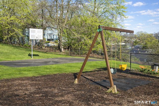 55 Mill Plain Road 19-3, Danbury, CT 06811