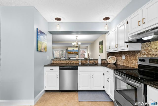 55 Mill Plain Road 19-3, Danbury, CT 06811