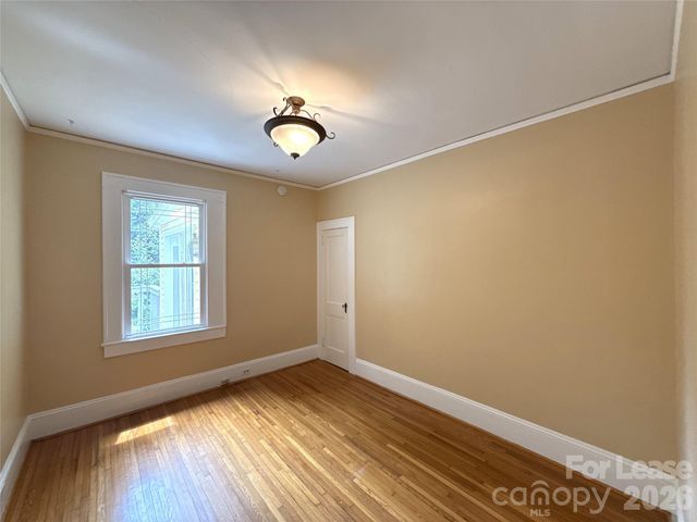 420 N Laurel Avenue, Charlotte, NC 28204