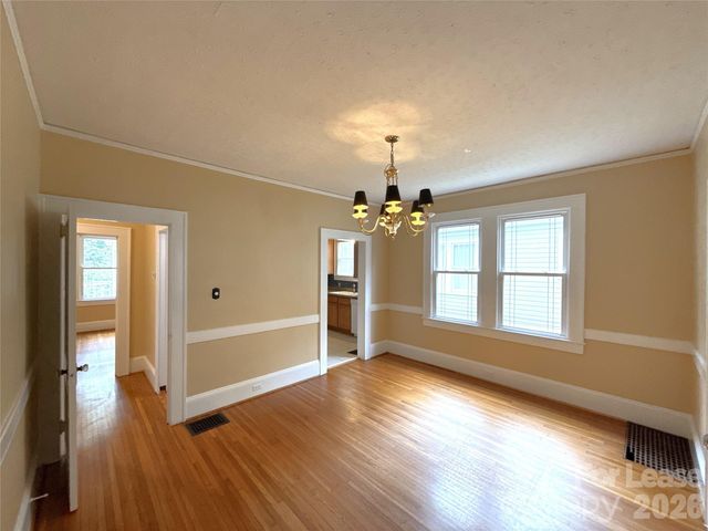 420 N Laurel Avenue, Charlotte, NC 28204