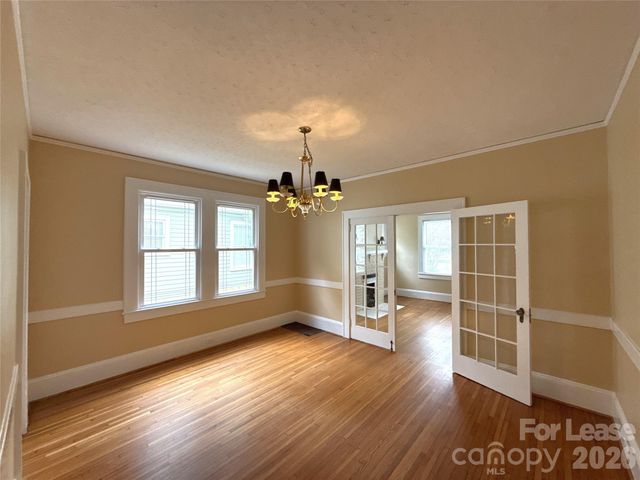 420 N Laurel Avenue, Charlotte, NC 28204
