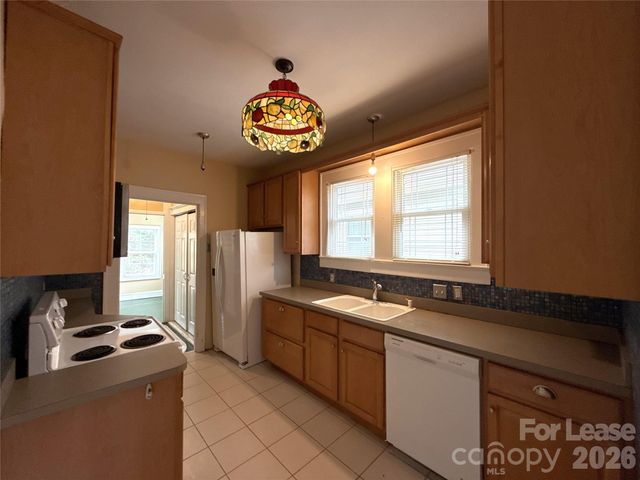 420 N Laurel Avenue, Charlotte, NC 28204