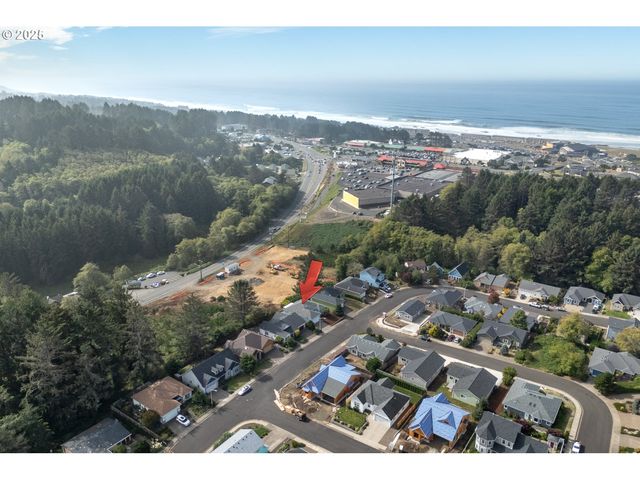 2630 Ne 45TH St, Lincoln City, OR 97367