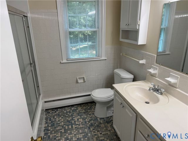 9504 Ridgefield Rd, Richmond, VA 23229
