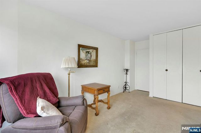 2000 Linwood Avenue 10J, Fort Lee, NJ 07024