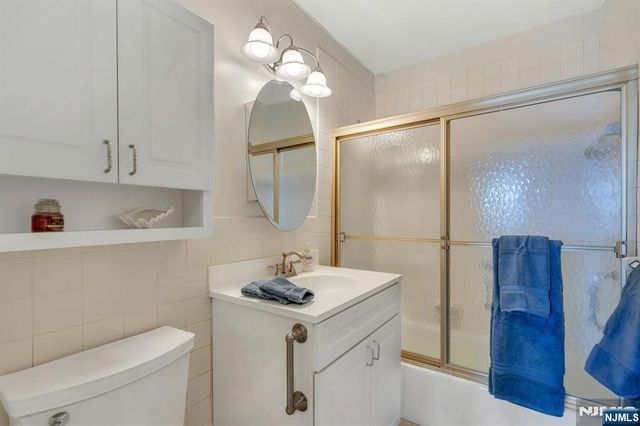 2000 Linwood Avenue 10J, Fort Lee, NJ 07024