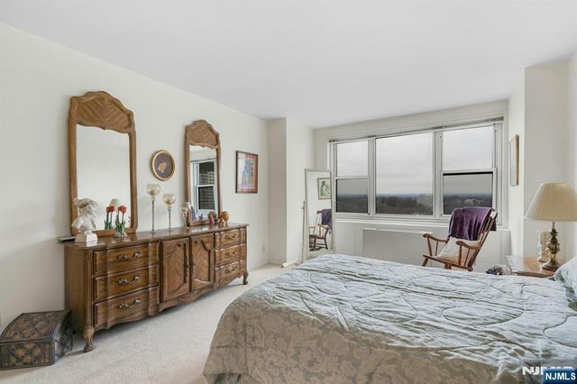 2000 Linwood Avenue 10J, Fort Lee, NJ 07024