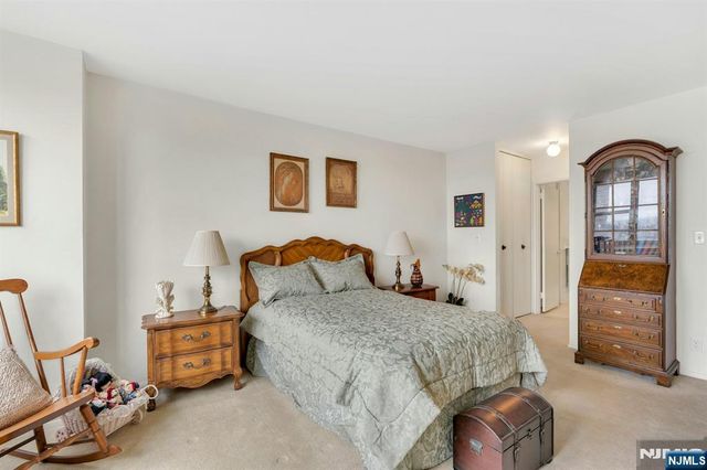 2000 Linwood Avenue 10J, Fort Lee, NJ 07024