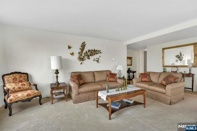 2000 Linwood Avenue 10J, Fort Lee, NJ 07024