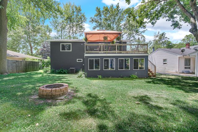 1205 Wood Street, Valparaiso, IN 46383
